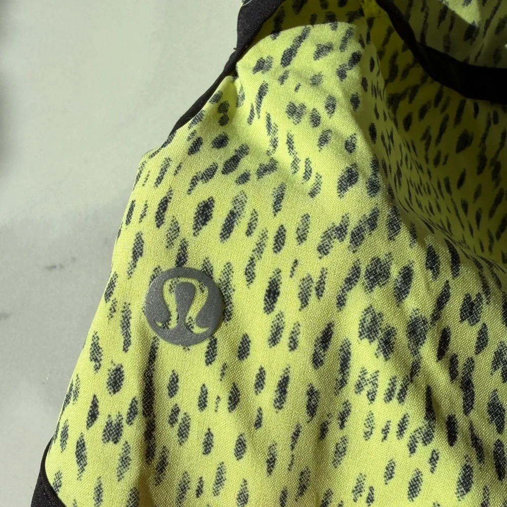 Lululemon Run Speed Short 4-way Stretch Dottie Dash Clarity Yellow Black Size 10